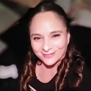 Meet your Posher, Veronica